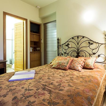 Elia Junior Suite In Epidavros With Shared Pool Nea Epidavros Luaran gambar