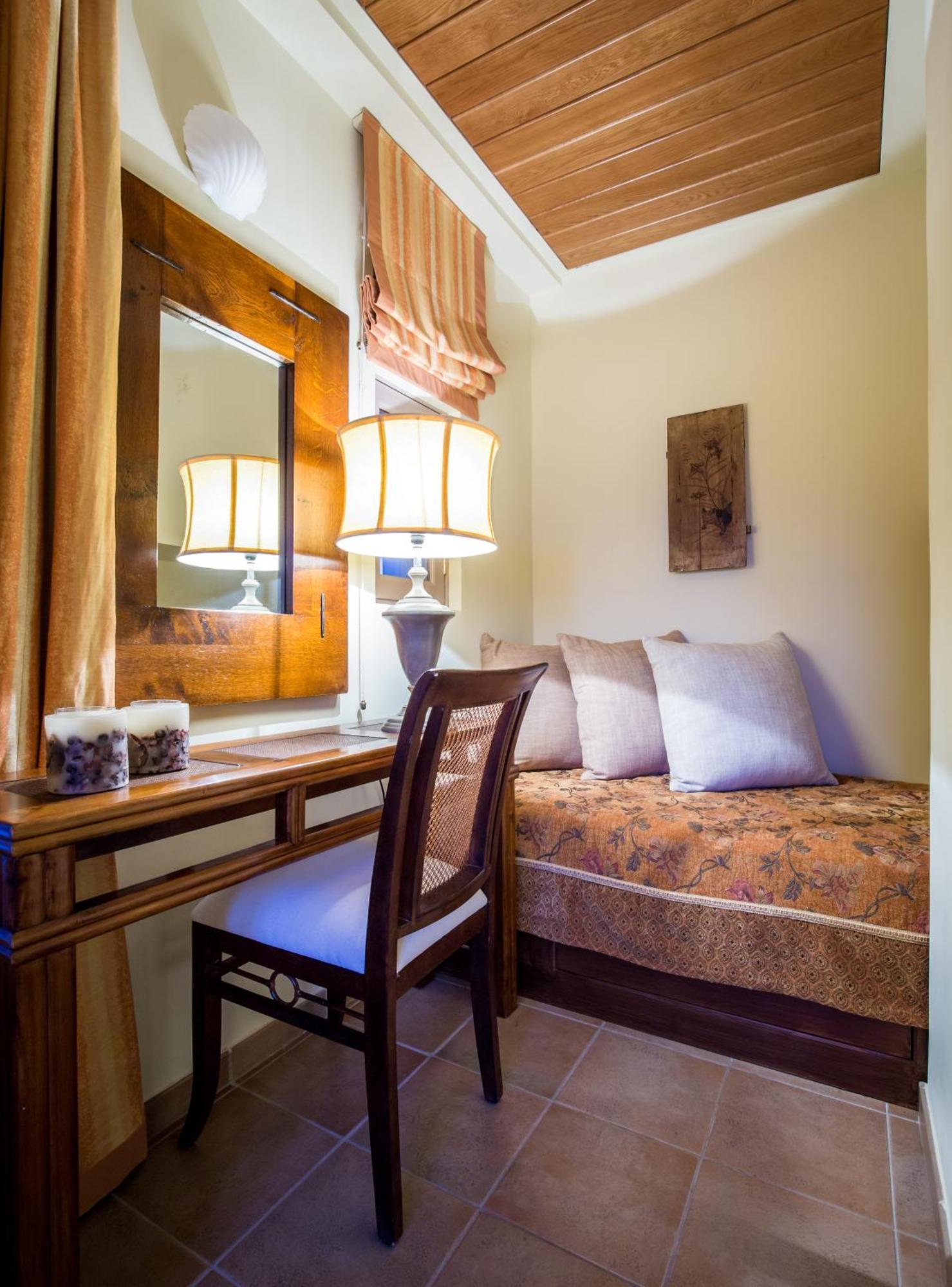 Elia Junior Suite In Epidavros With Shared Pool Nea Epidavros Luaran gambar