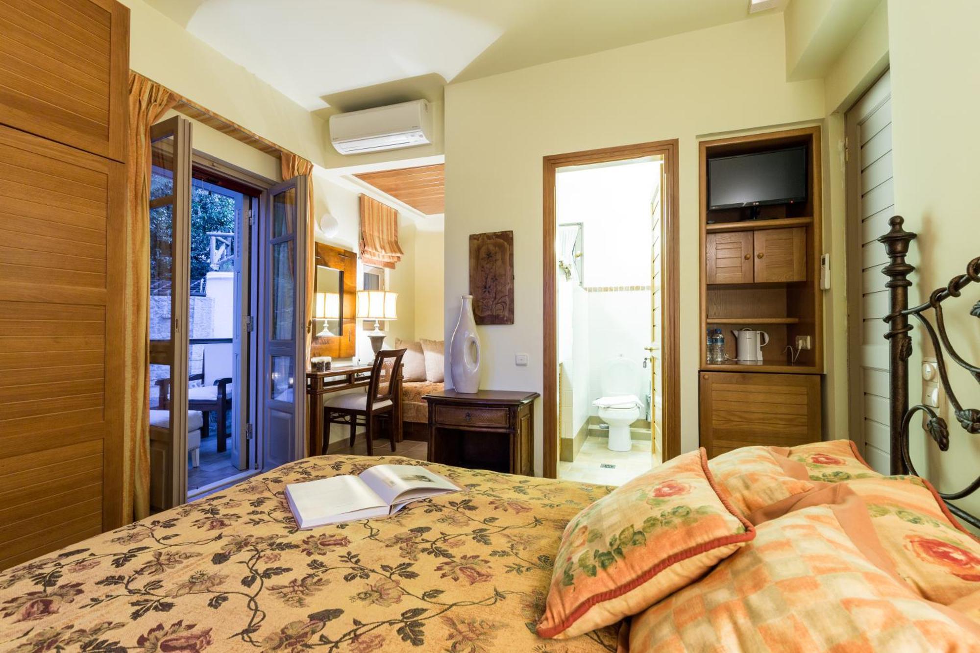 Elia Junior Suite In Epidavros With Shared Pool Nea Epidavros Luaran gambar